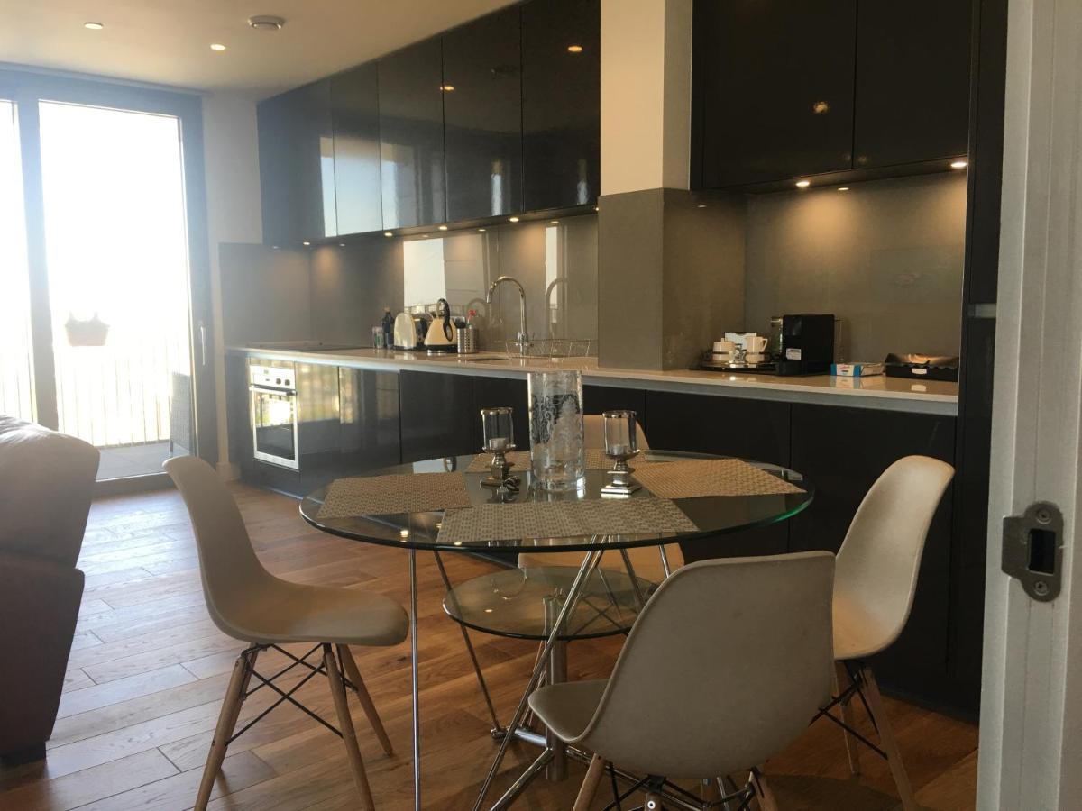 Luxurious Serviced Apartment In Croydon Exterior foto
